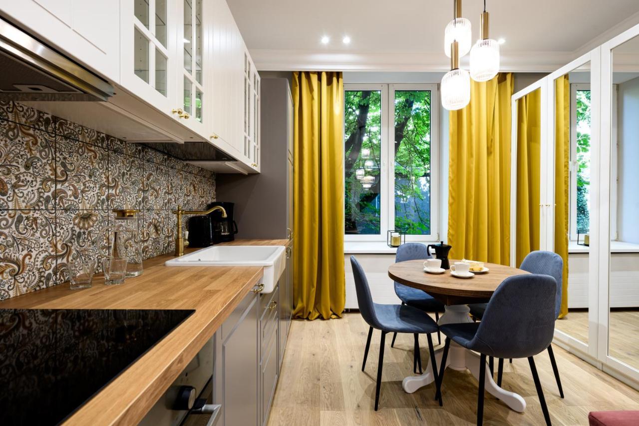 Native Apartments Nowowiejska 9 คราคูฟ ภายนอก รูปภาพ
