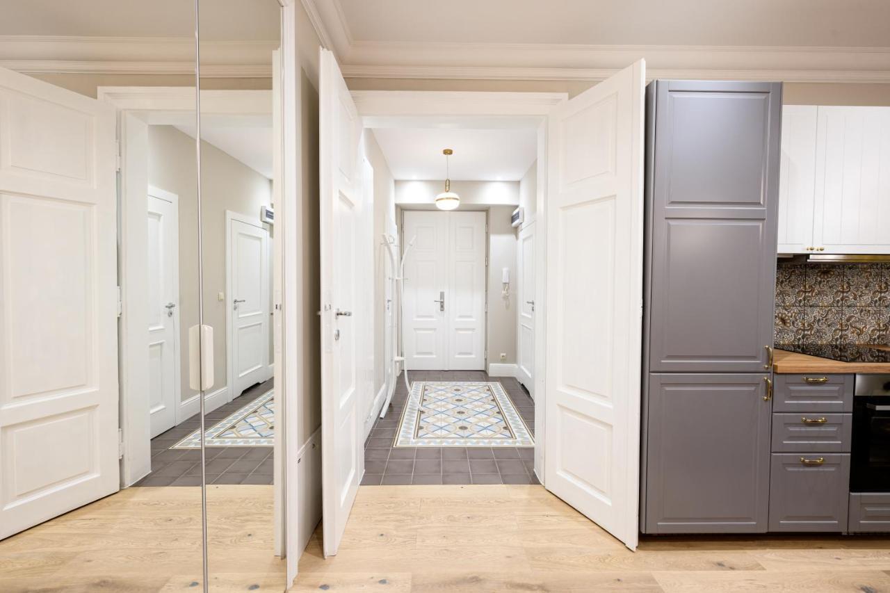 Native Apartments Nowowiejska 9 คราคูฟ ภายนอก รูปภาพ